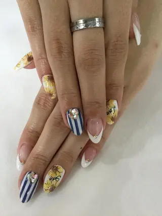 ネイル 💎🐰 saki. m 🐰💎のネイルデザイン