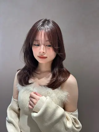 セミロング カラー ミディアムヘア Chifumiのヘアスタイル