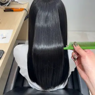 ロング きはね 💚のヘアスタイル