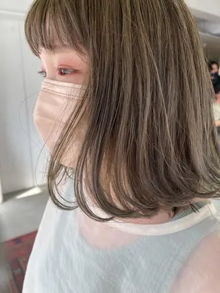 ショート カラー 💓パーマ，💗 レイヤーカットのヘアスタイル