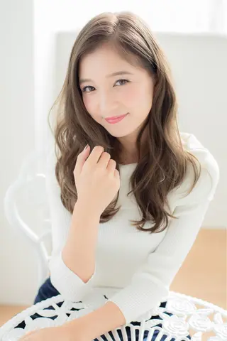 ロング カラー VERDA KENのヘアスタイル