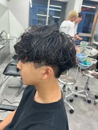 パーマ メンズ パーマ支持率No.1 ❤️‍🔥安成弾のヘアスタイル