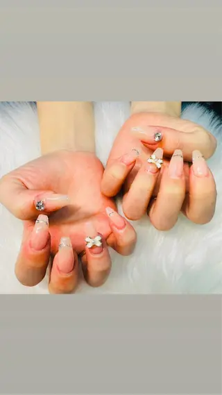 ネイル Y&A nail🌈のネイルデザイン
