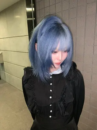 ミディアム カラー y2k/グランジ shunのヘアスタイル