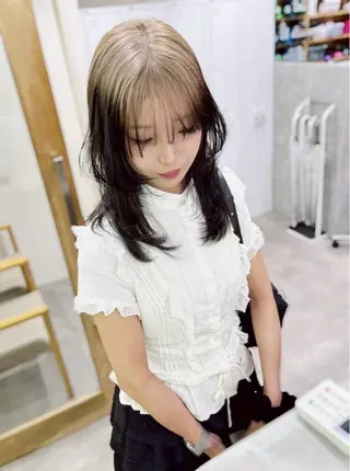 セミロング カラー Chere by azuri所属・レイヤー/ショート chere狭山のヘアスタイル