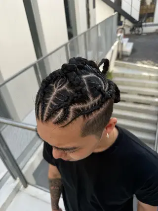 ヘアアレンジ コーンロウ／ドレッド 浅賀晟弥のヘアスタイル