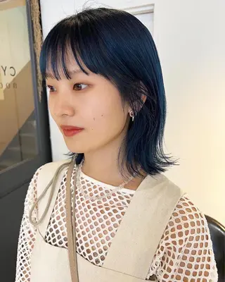 ミディアム カラー パーマ ヘアアレンジ メンズ キッズ ネイル マツエク・マツパ アイブロウ ウルフレイヤーカット /チヒロのヘアスタイル