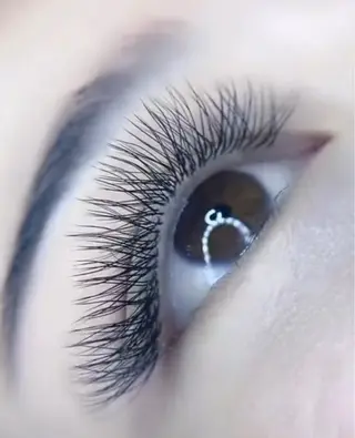 マツエク・マツパ 杉野 美月のマツエク・マツパデザイン