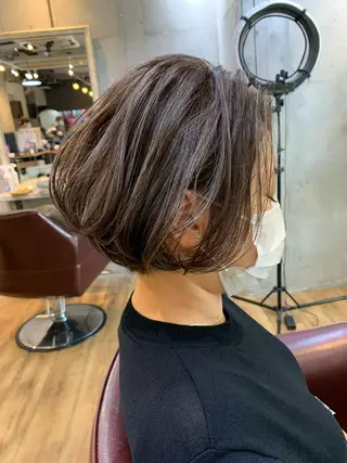 ショート カラー 安達 俊亮のヘアスタイル