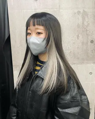 ミディアム カラー パーマ ヘアアレンジ メンズ キッズ ネイル マツエク・マツパ アイブロウ 切りっぱなしヘアボブ ミディアムヘアRYOのヘアスタイル