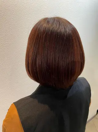 カラー タケウチ サトミのヘアスタイル