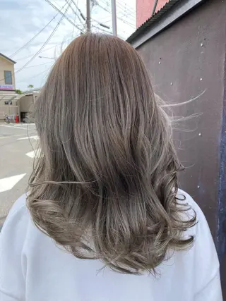 セミロング カラー hair&eye AMANDAのマツエク・マツパデザイン