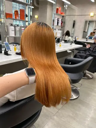 セミロング カラー 透明感ベージュ🤎 ナチュラルレイヤーのヘアスタイル