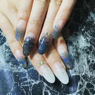 ロング ネイル ✴︎ Delightのネイルデザイン