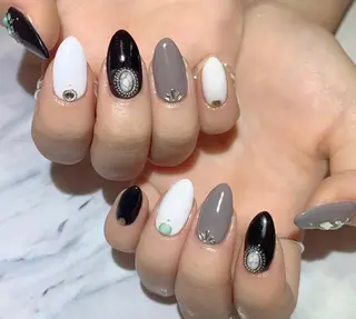 ネイル Lino+ ネイル&よもぎ蒸しのネイルデザイン