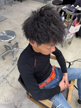 ミディアム パーマ メンズ メンズ専門サロン wokeのヘアスタイル