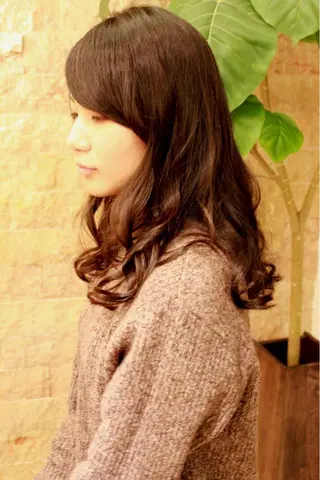 ロング カラー 河内 崇純のヘアスタイル