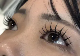 マツエク・マツパ ビューティー アイラッシュメルサ栄のマツエク・マツパデザイン