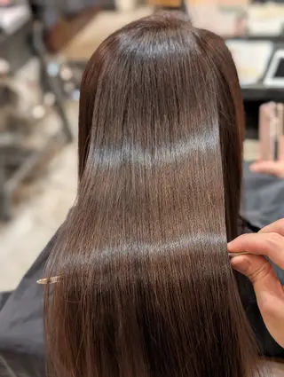 ミディアム 美髪矯正/縮毛矯正/ 髪質改善/店長 山下のヘアスタイル