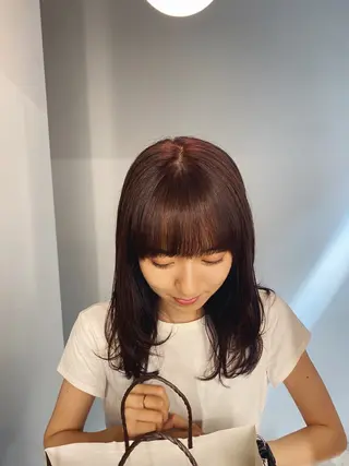 セミロング カラー 透明感カラー 🦙なりたりみのヘアスタイル