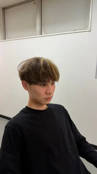 カラー メンズ 小礒 幸輝のヘアスタイル