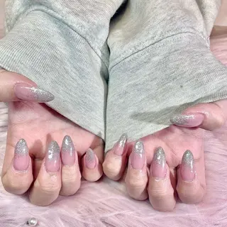ネイル Jr.ネイリスト🤍 【Alissa】新栄のネイルデザイン