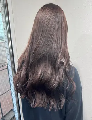 ロング カラー ハイトーン/レイヤー /艶カラー🎀のヘアスタイル