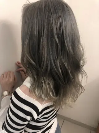 セミロング 美髪矯正・レイヤー 倉友哉のヘアスタイル