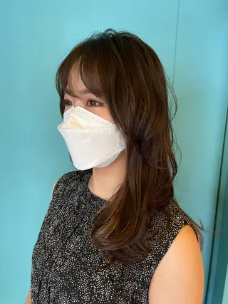ロング カラー 末石 智のヘアスタイル