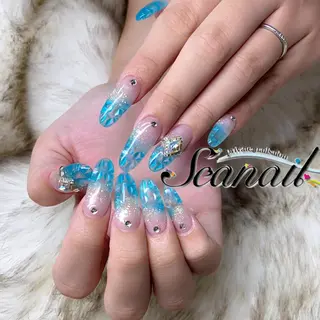 ネイル 小尾 栞のネイルデザイン