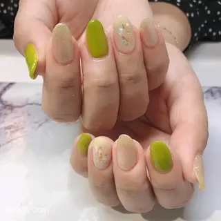 ネイル ガレンドウ 白澤 愛子のネイルデザイン