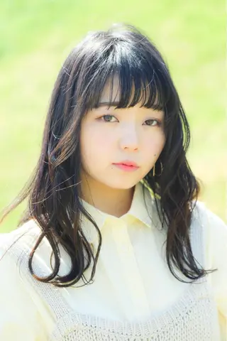 ロング TAI透明カラー 柔らかい縮毛矯正のヘアスタイル