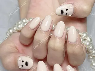 ネイル Queenie 🦋のネイルデザイン