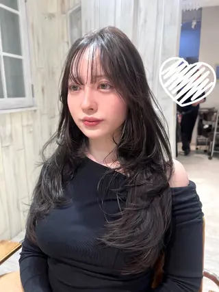 ロング カラー パーマ ヘアアレンジ レイヤーカット ✨️進藤ひかりのヘアスタイル