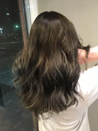 ロング カラー 宮下 浩一のヘアスタイル