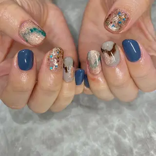 ネイル 長谷川 奈緒美のネイルデザイン