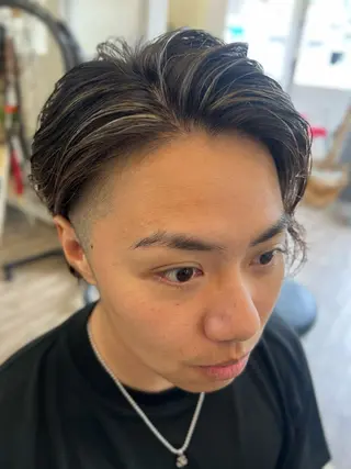 カラー メンズ 鶴見 和美のヘアスタイル