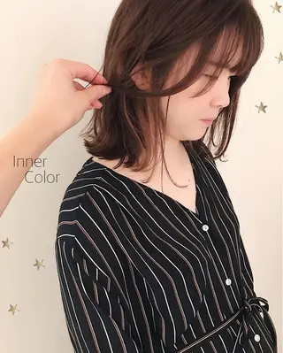 ミディアム カラー 市川 千夏のヘアスタイル