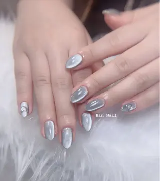 ネイル Hin Nailsのネイルデザイン