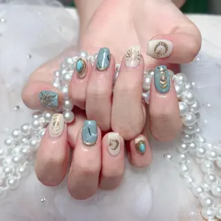 ネイル Maggie Nail🦩のネイルデザイン