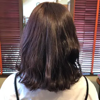 カラー 長谷川 薫のヘアスタイル