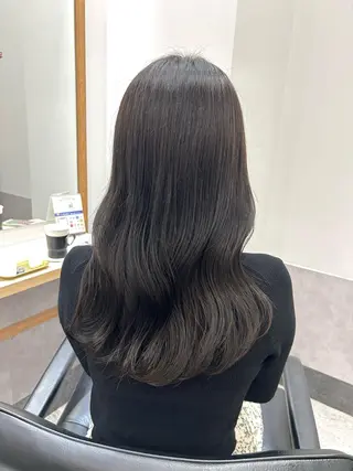 ロング カラー SAKINO. ベージュカラーのヘアスタイル