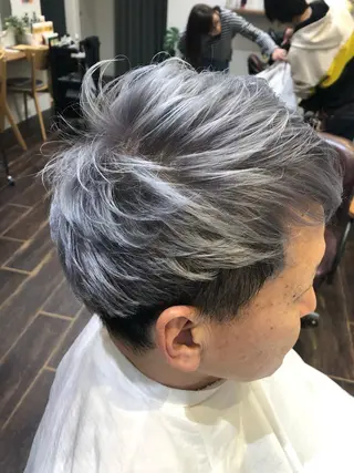 ショート メンズ 皆巳 達郎のヘアスタイル