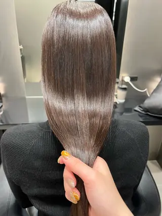 ロング カラー ウスイマイコ カット/ケアカラーのヘアスタイル