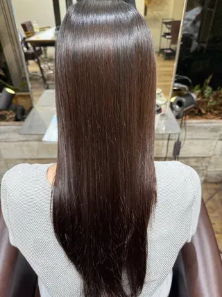 ロング トシキ/艶カラー /似合わせカットのヘアスタイル