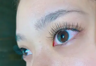 マツエク・マツパ 北川 広行のヘアスタイル