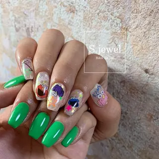 ネイル S. JEWELのネイルデザイン