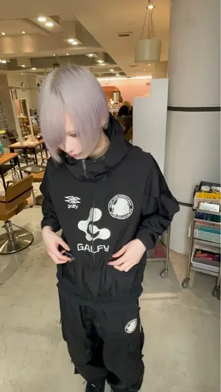 ショート カラー メンズ 元地雷系美容師🫶 RYUSEI🐈‍⬛のヘアスタイル