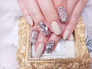 ネイル マジック ミラーのネイルデザイン