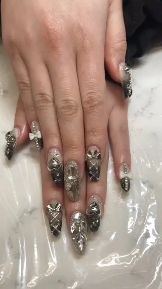 ネイル ✨アン ミユ✨のネイルデザイン